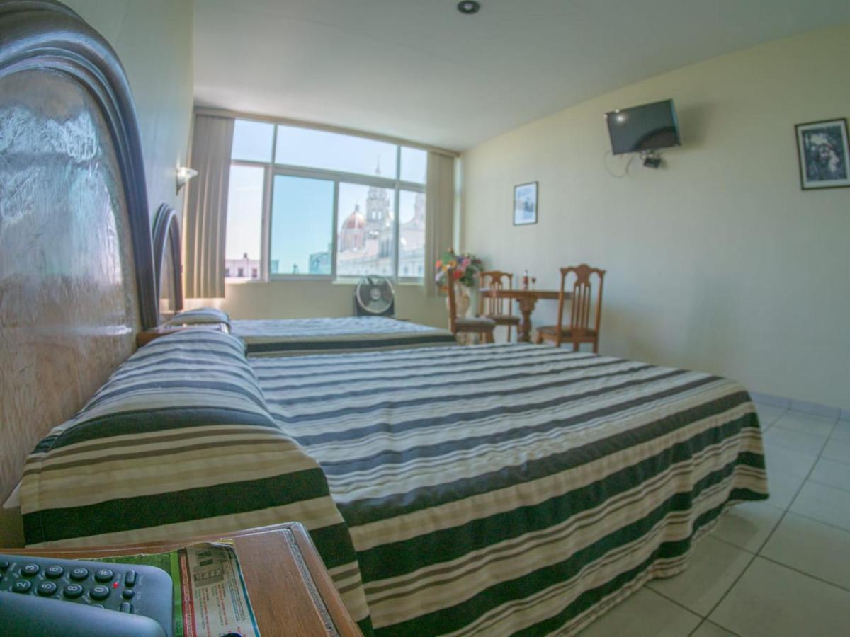 Hotel Plaza Sahuayo Bagian luar foto