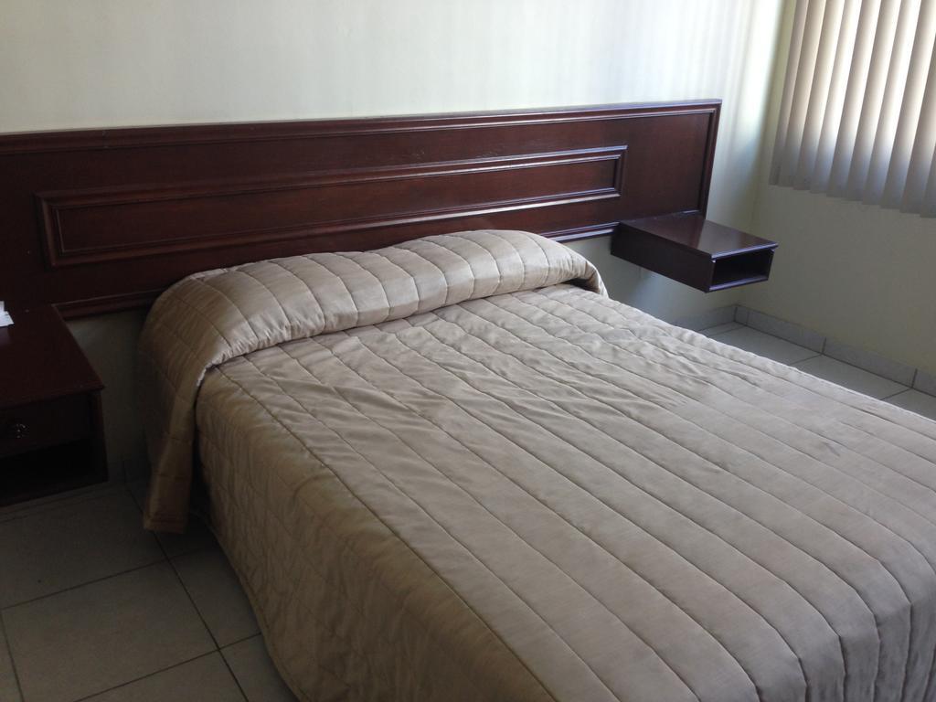 Hotel Plaza Sahuayo Bagian luar foto