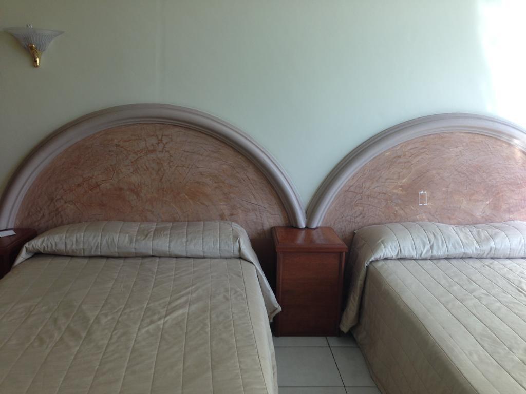 Hotel Plaza Sahuayo Bagian luar foto
