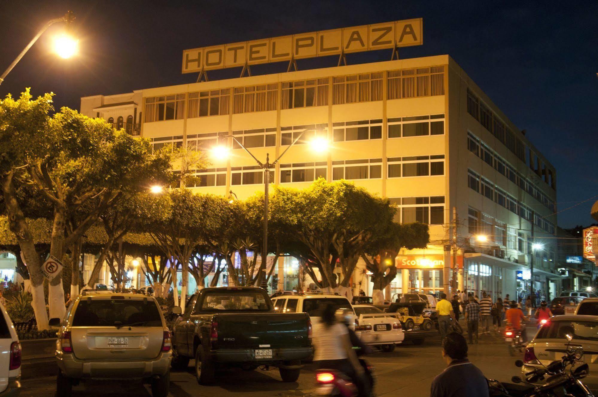 Hotel Plaza Sahuayo Bagian luar foto