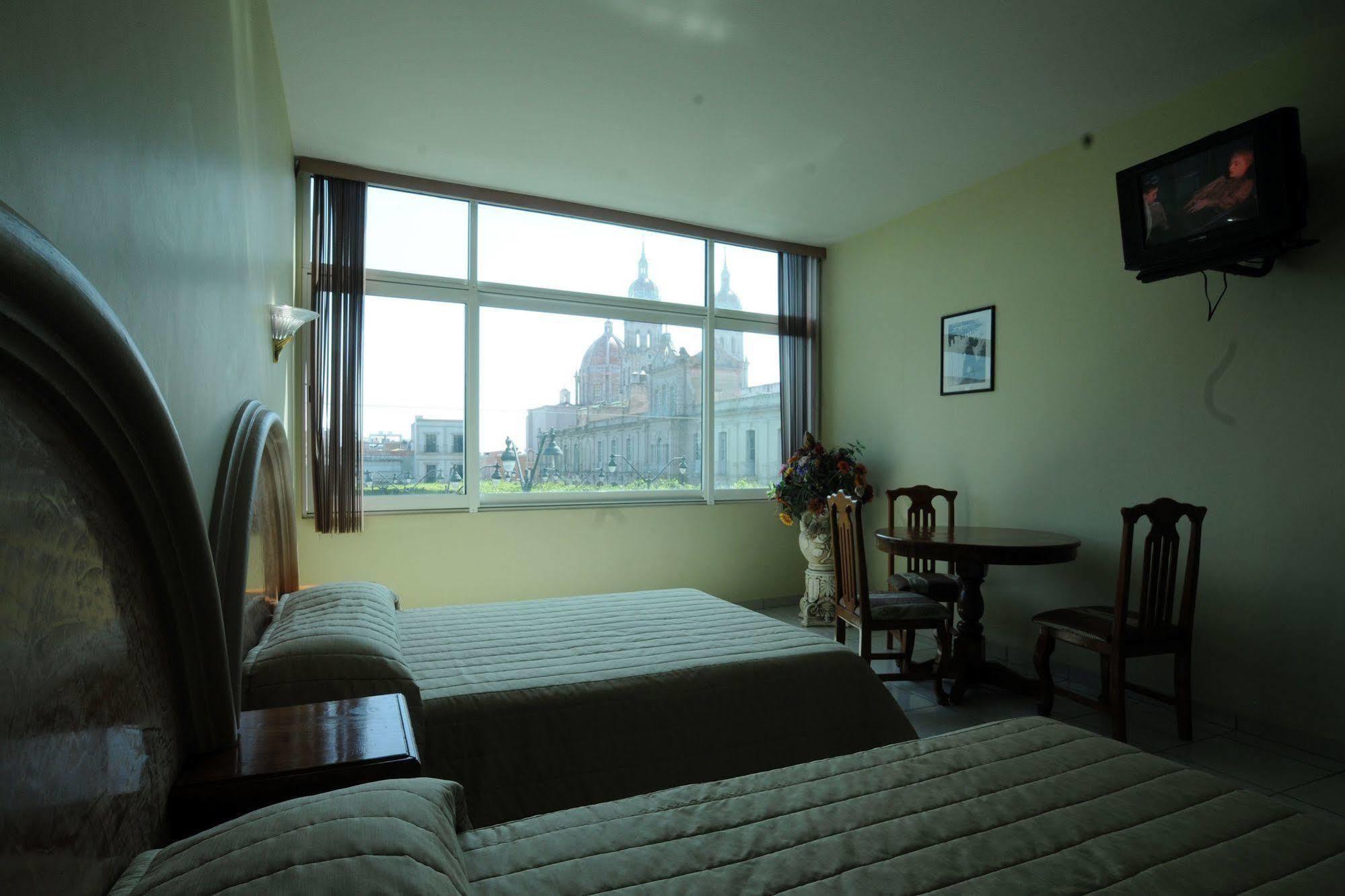 Hotel Plaza Sahuayo Bagian luar foto